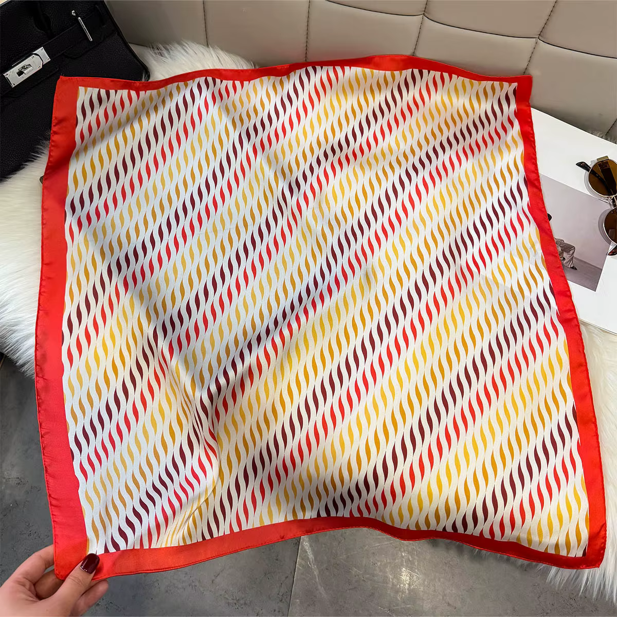 Nouveau Foulard Carré 2026 pour Femme