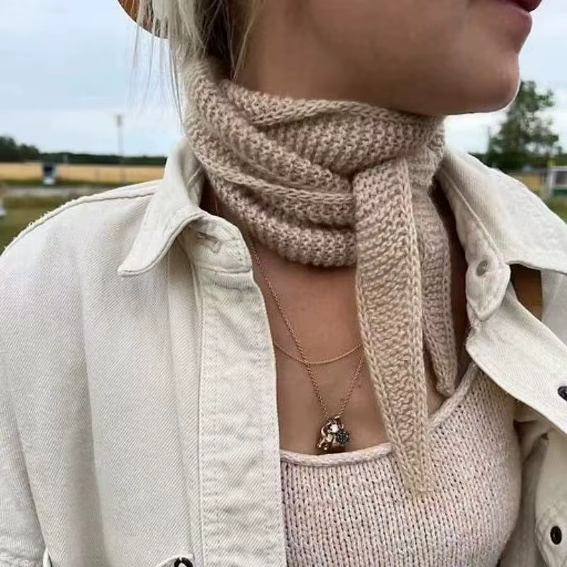Vintage laine silencieux à la mode polyvalent triangulaire écharpe femmes