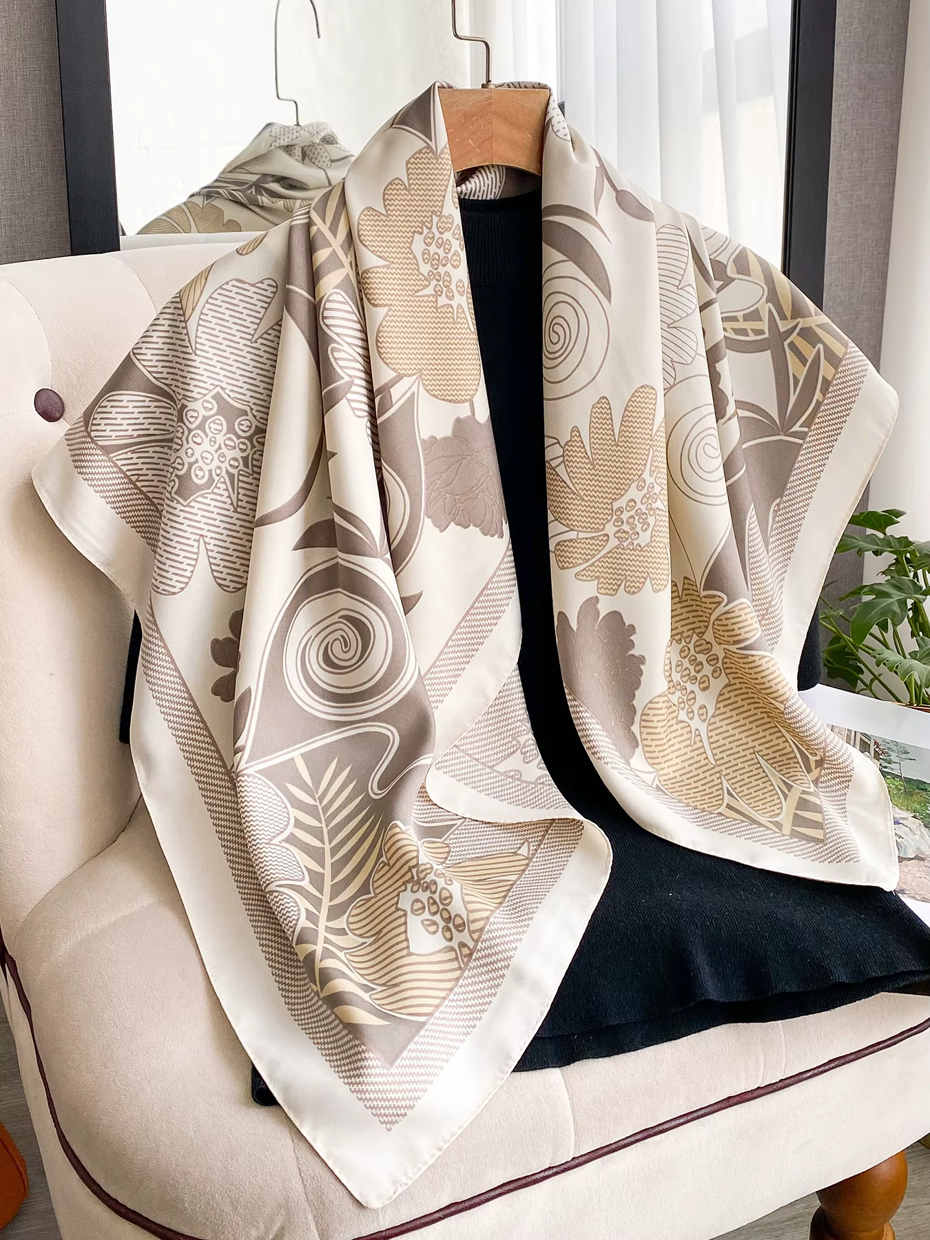 Foulard carré de luxe de marque
