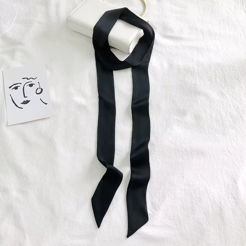 Long ruban de cou élégant pour femmes