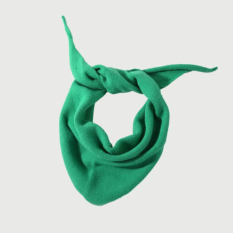 Écharpe triangulaire faite maison pour femmes