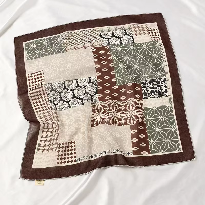 Foulard carré en pur coton Paisley pour femme
