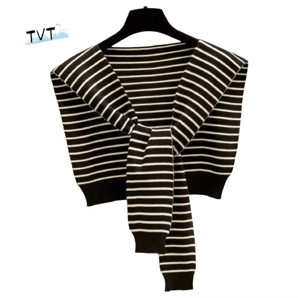 Châle tricoté léger et tendance
