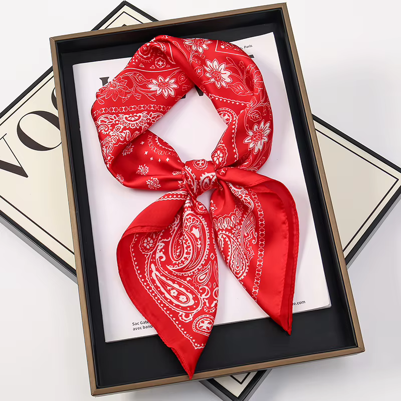 Foulard de styliste imprimé Paisley rétro pour femmes