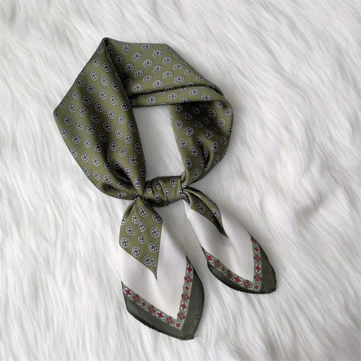 1 foulard à larges bords en imitation soie imprimé paisley pour hommes