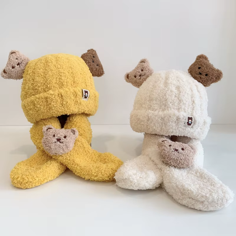Chapeau et écharpe pour bébé