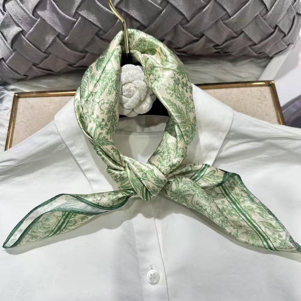 Écharpe en soie de mûrier 100% verte pour femme