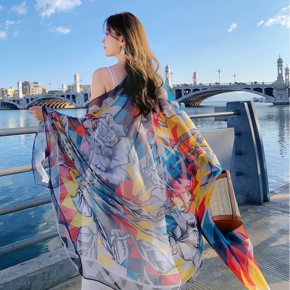 Élégant foulard de plage ultra-soyeux en fibre de polyester haut de gamme