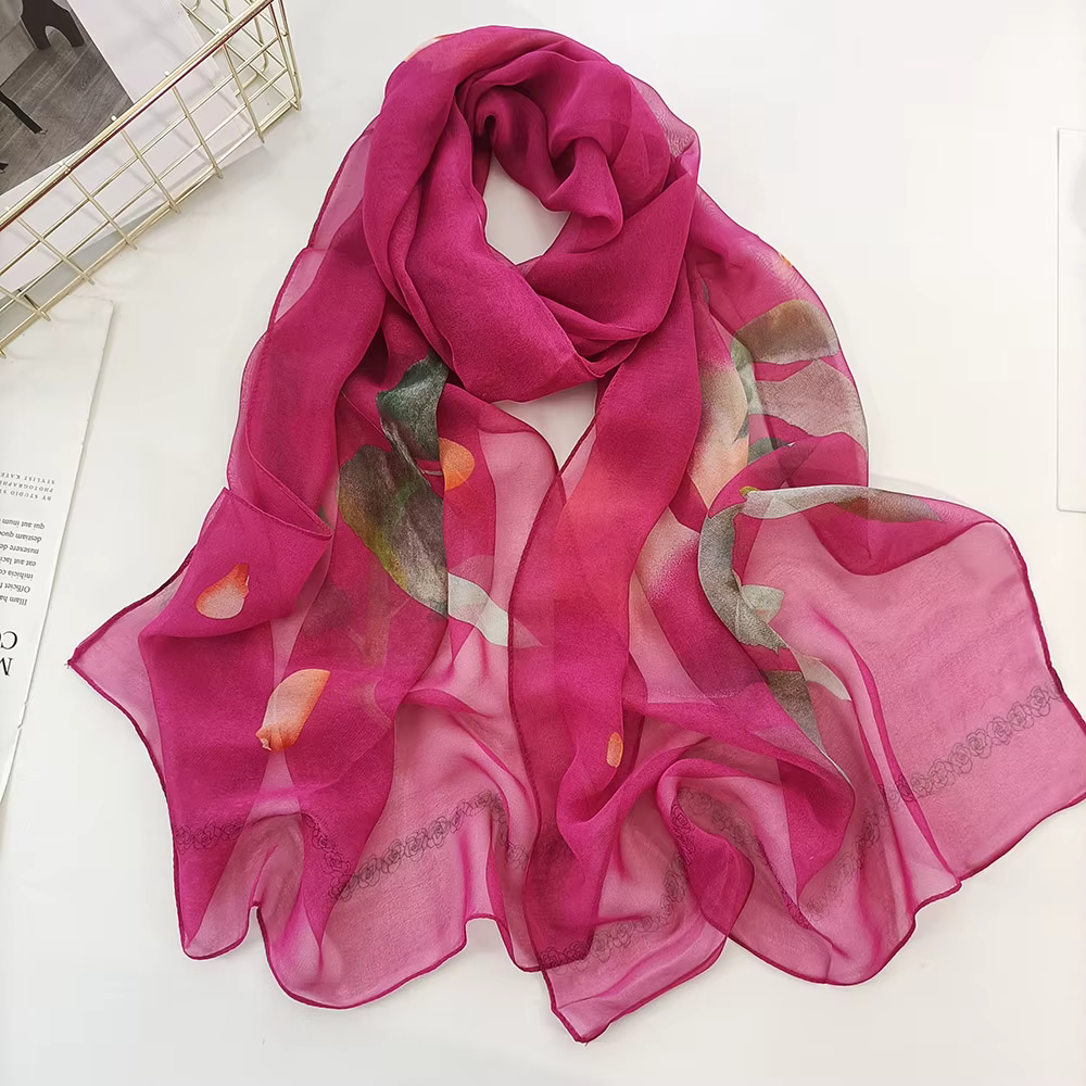 Écharpe en mousseline de soie saphir pour femme