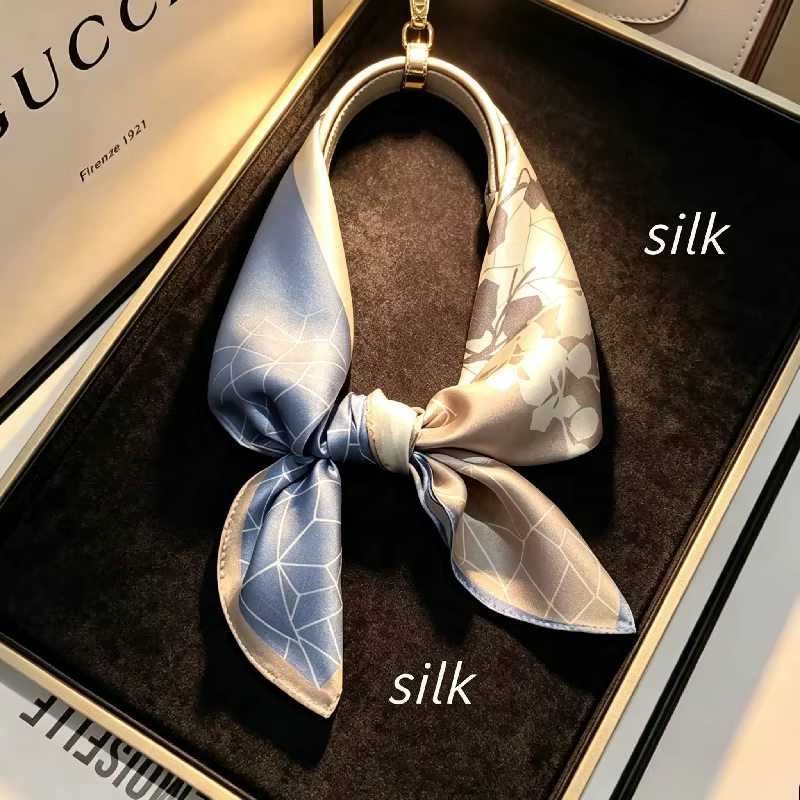 Petit foulard coréen polyvalent décoratif à motifs géométriques en soie