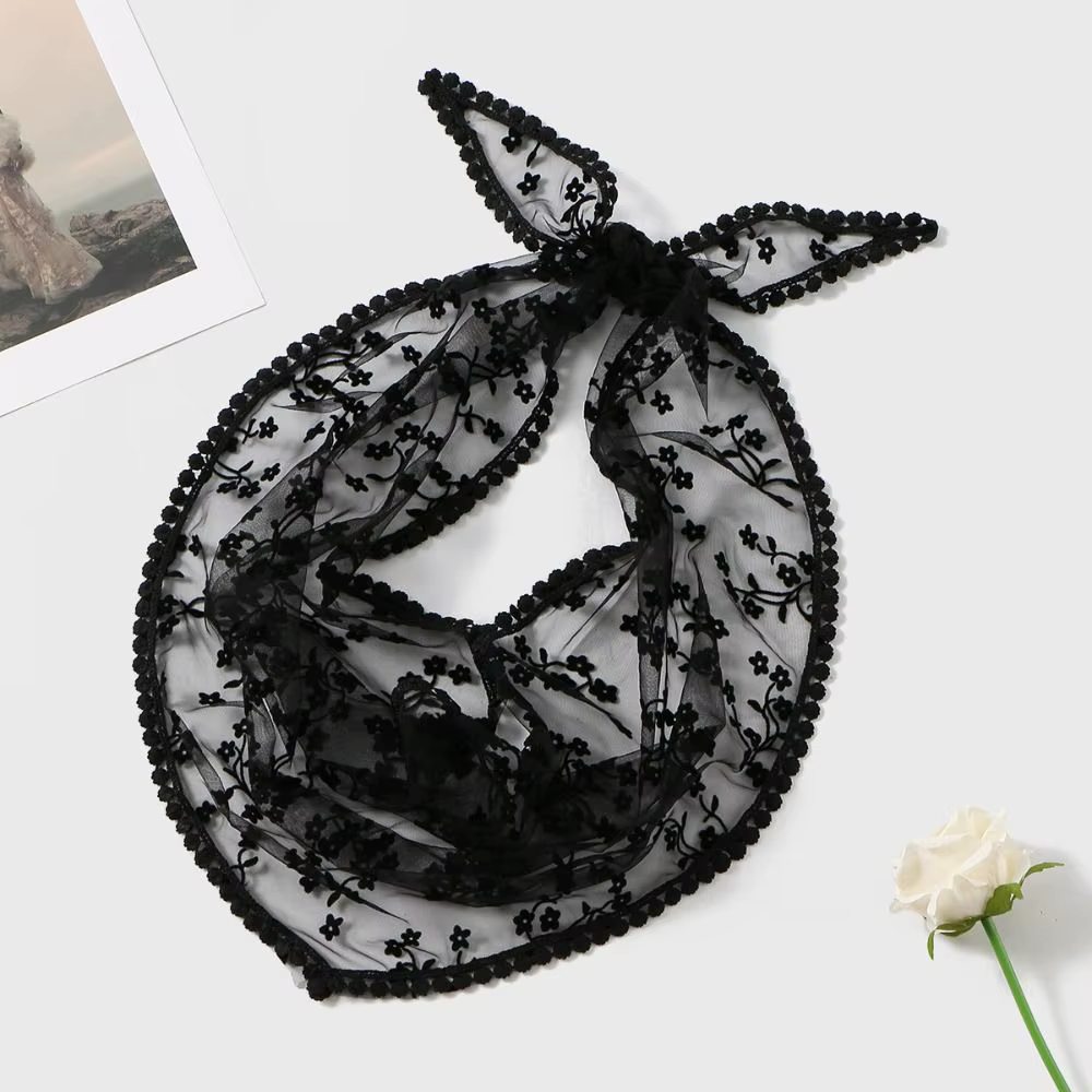 Nouveau Écharpe en dentelle ajourée broderie mince rideau de pet Vintage couleur unie Foulard Bandana femmes