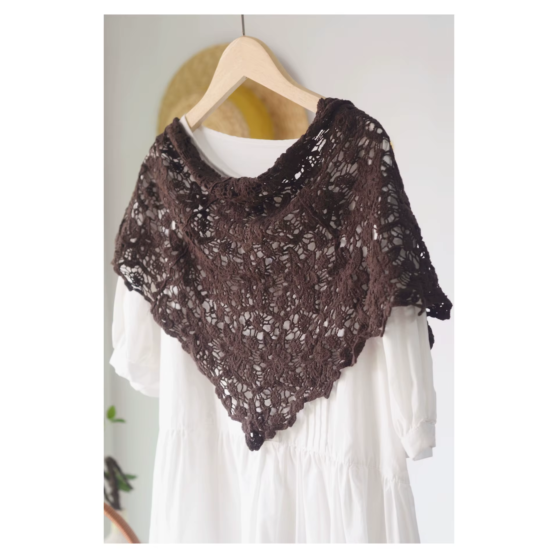 Écharpe Triangle en Coton Fait Main pour Femme