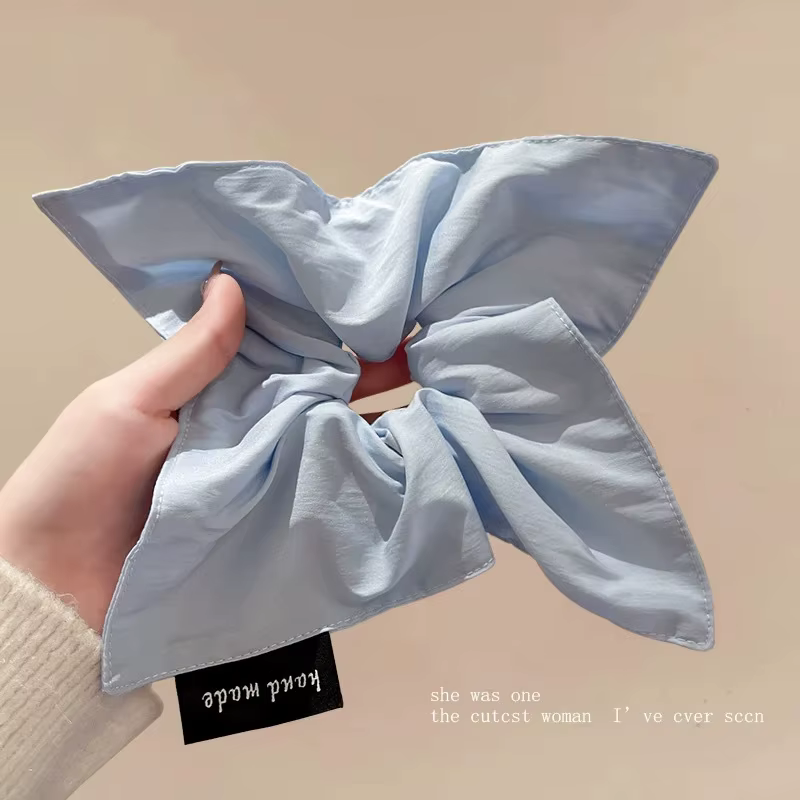 Élastique à cheveux carré à rayures bleues