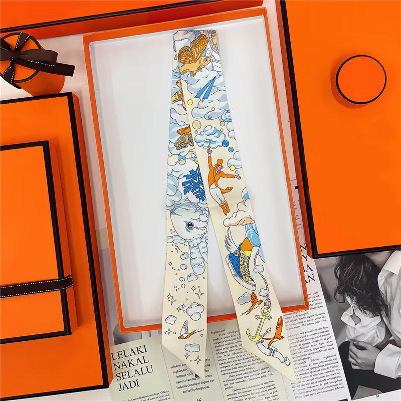 Marque Design sergé 100% Foulard en soie de mûrier pour les femmes de luxe mode écharpe dame