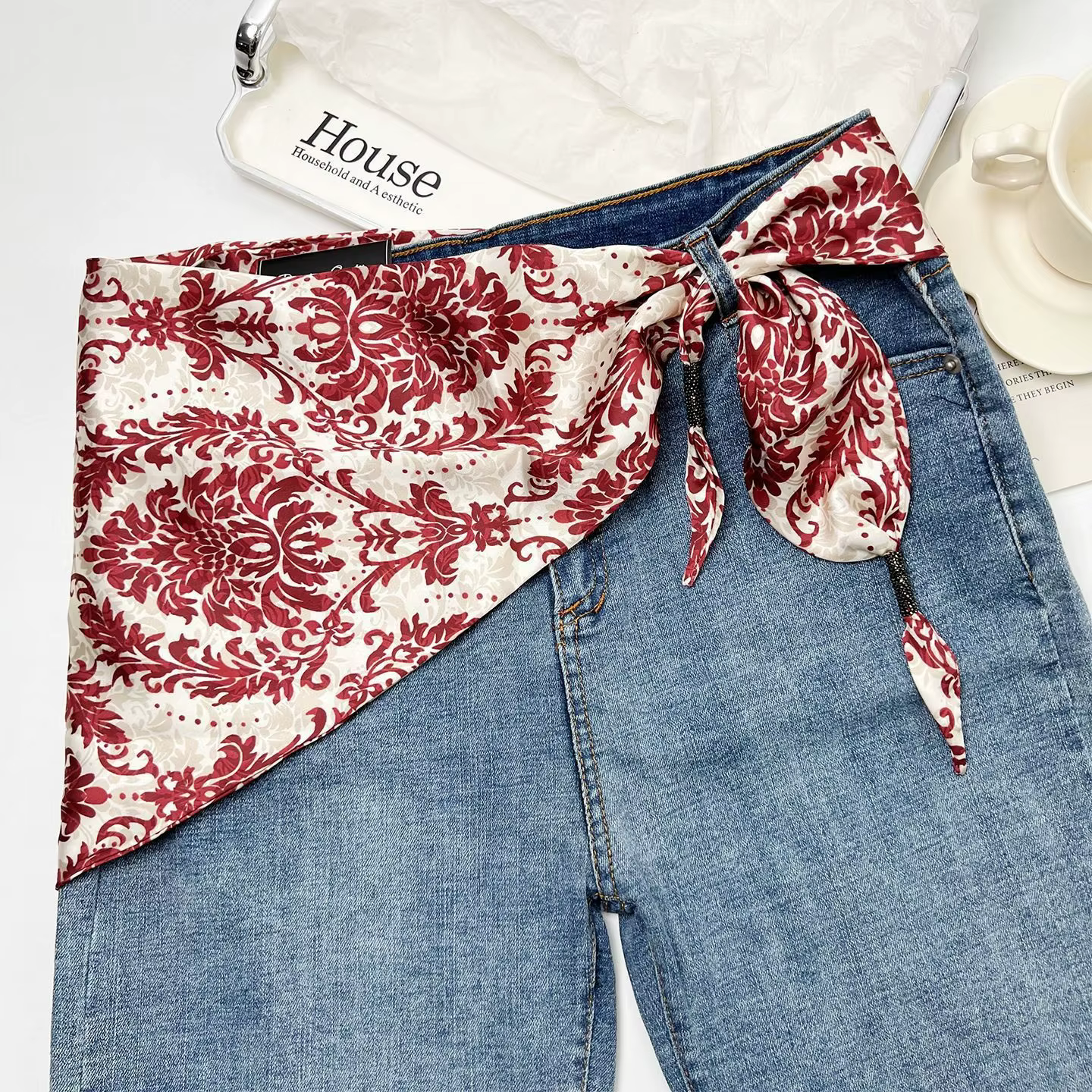Foulard rétro en soie florale ananas pour femmes