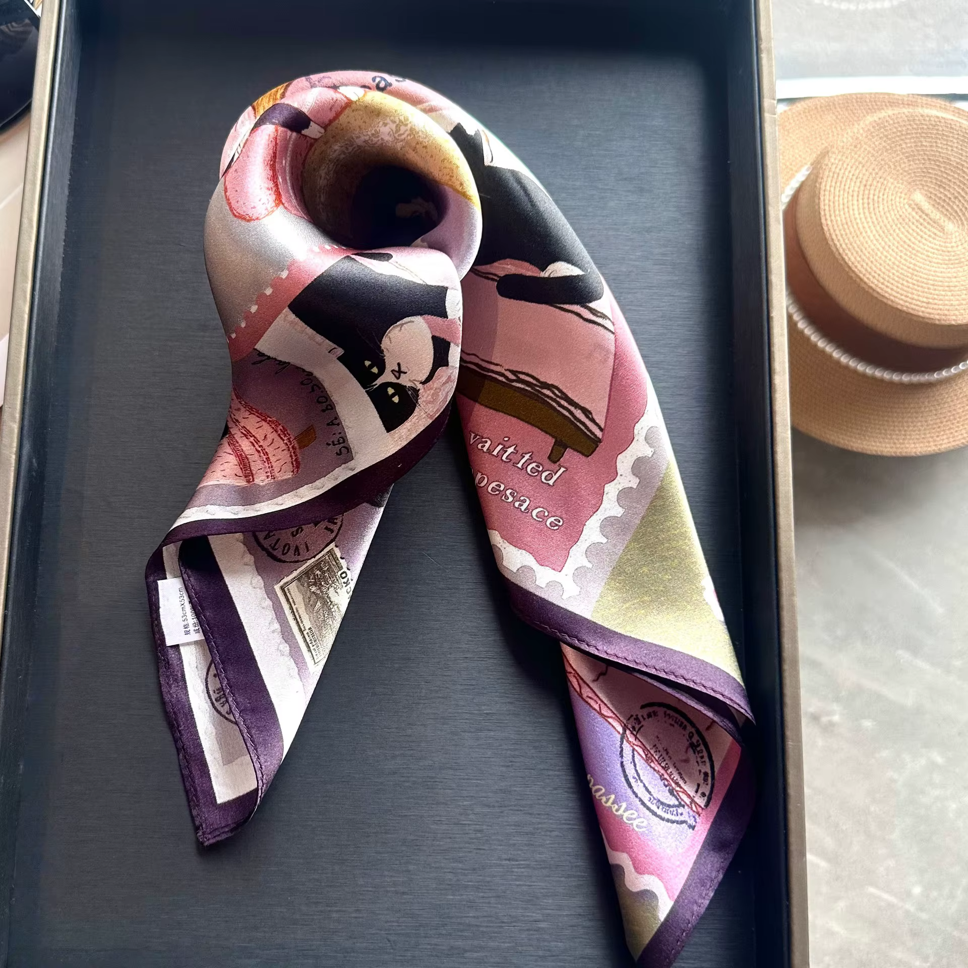 Foulard carré 100% Soie de Mûrier pour Femme