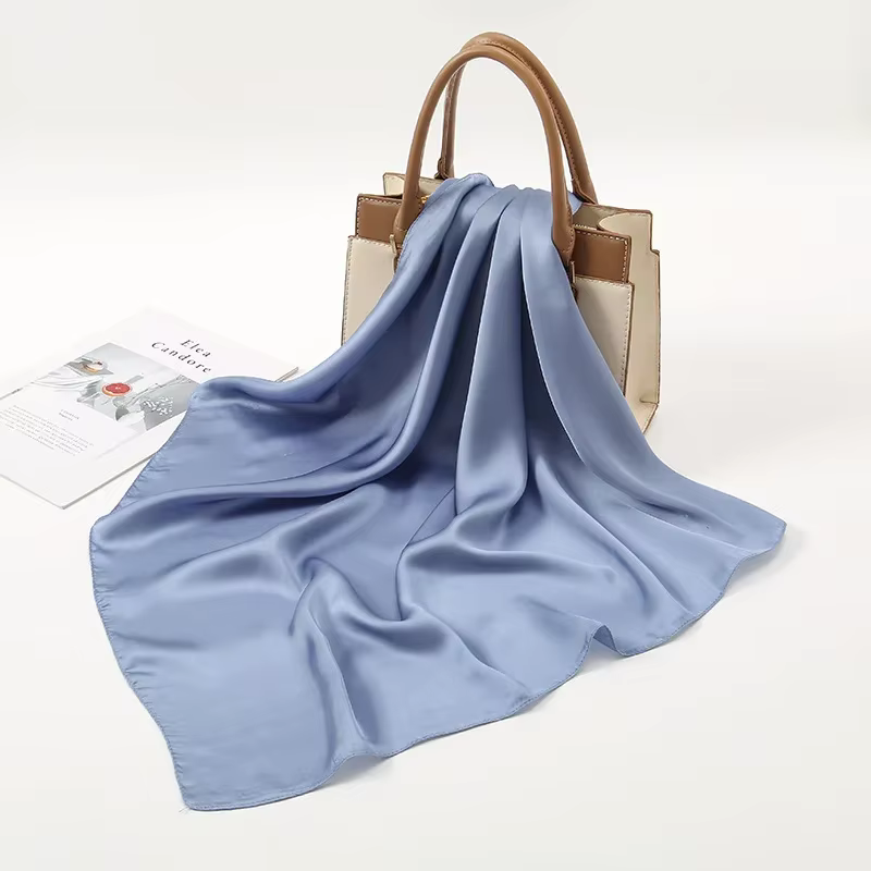 Foulards carrés pour femmes