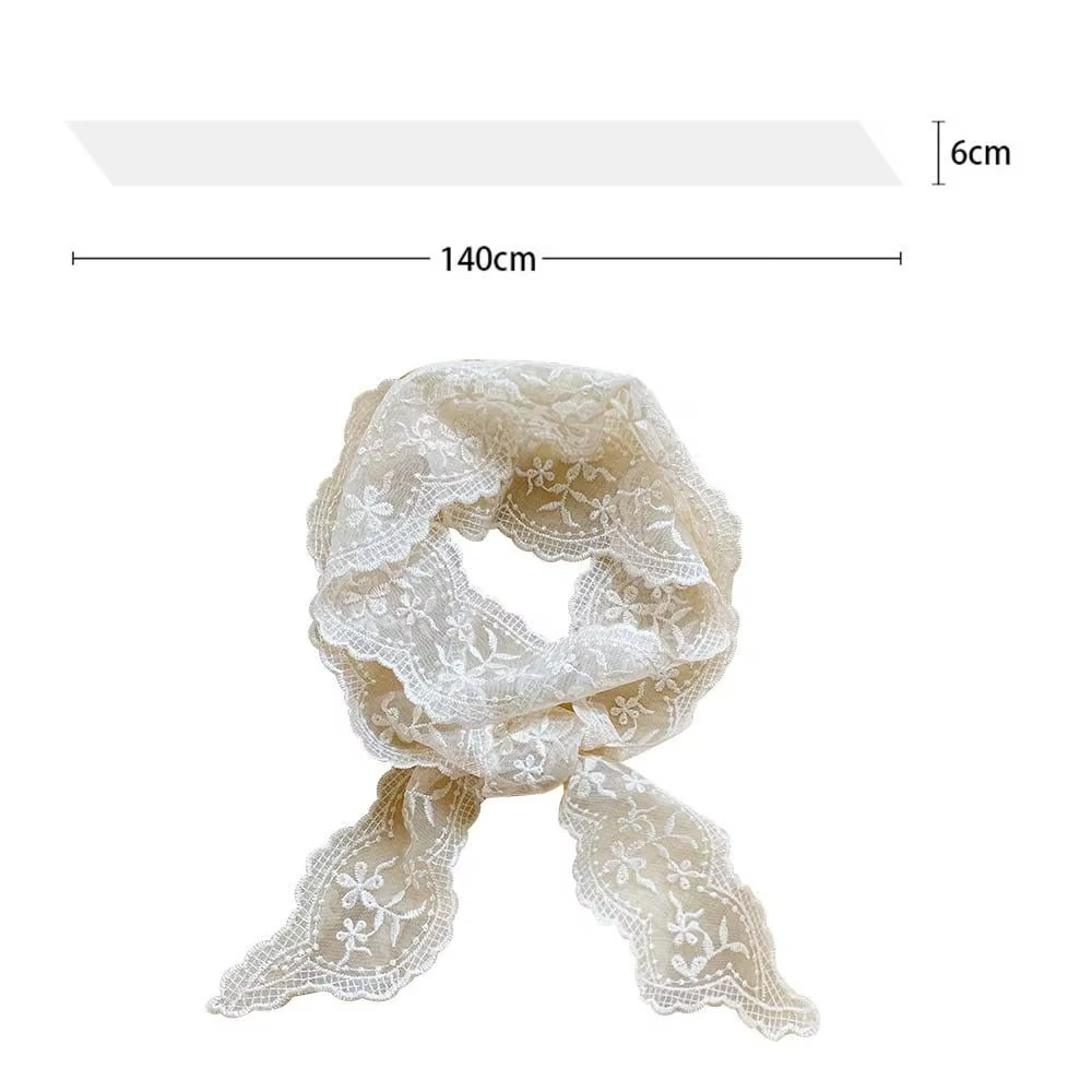 Écharpe en dentelle douce à la mode