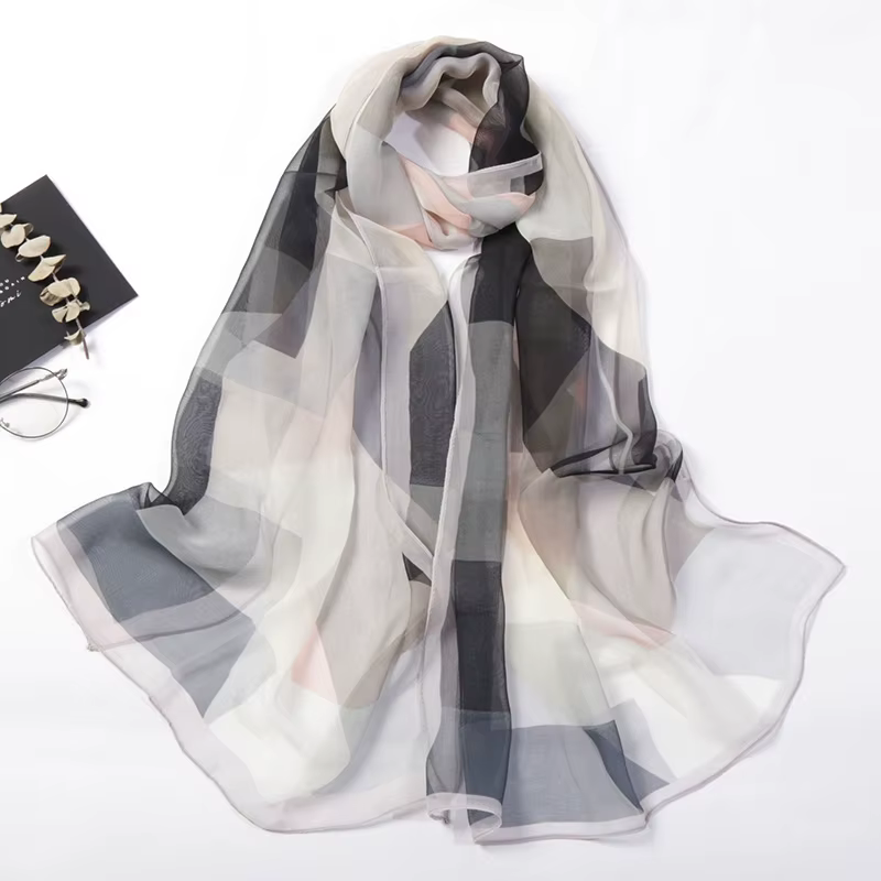 Foulard géométrique coloré pour femmes