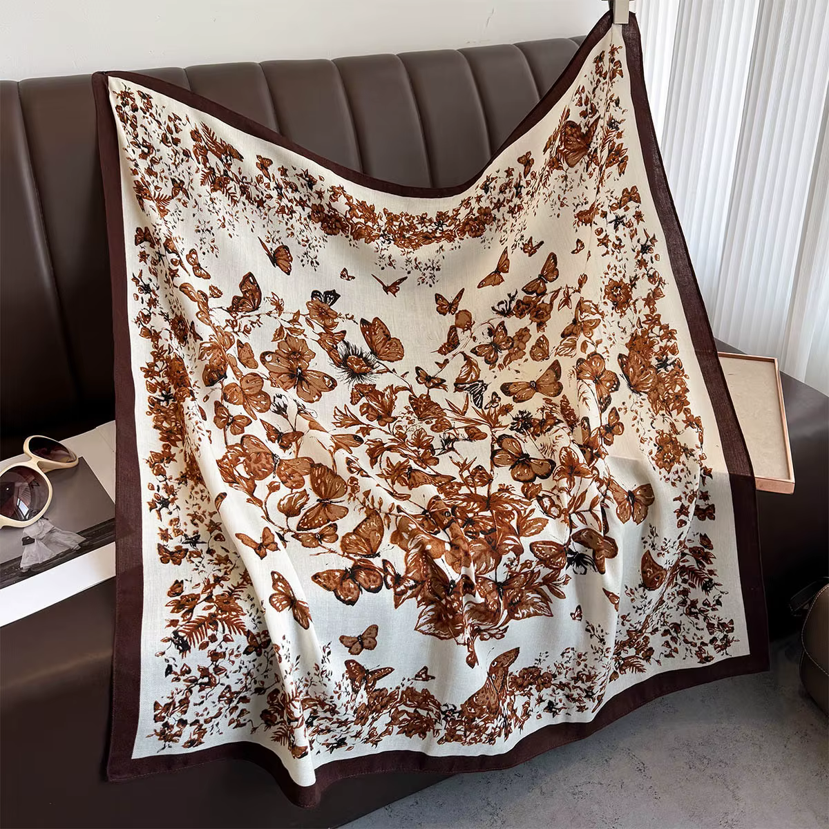 Grand foulard en soie pour femmes