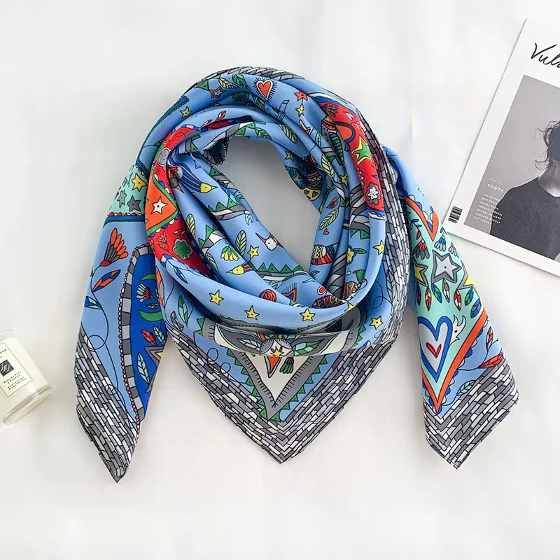 Foulard carré en sergé de soie pour femmes