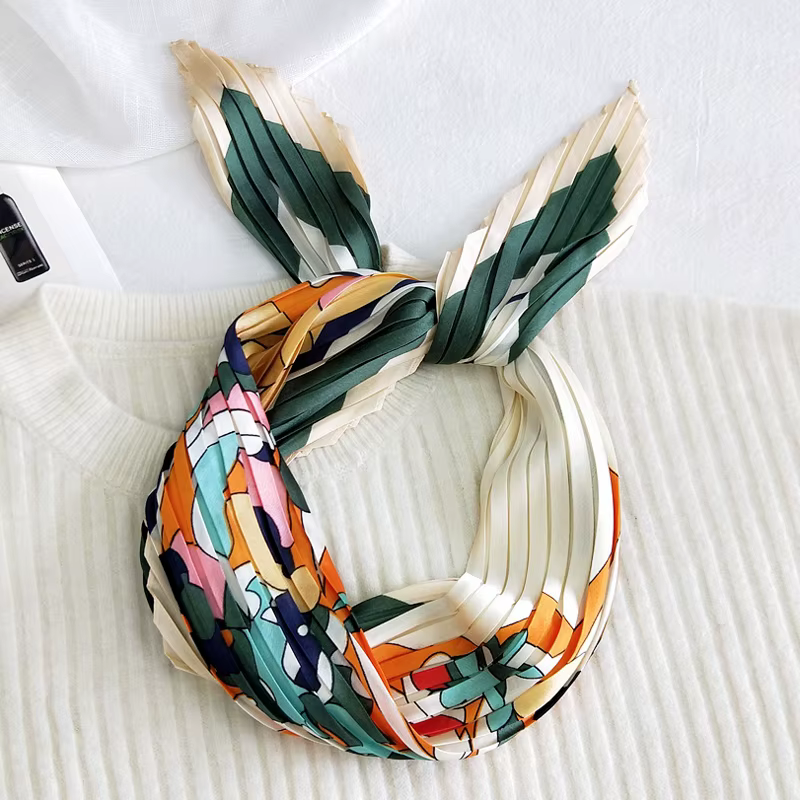 2025 TOP plissé carré foulard en soie châle pour femmes Satin