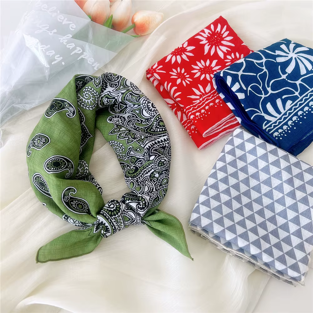 Foulard carré en coton et lin pour femmes