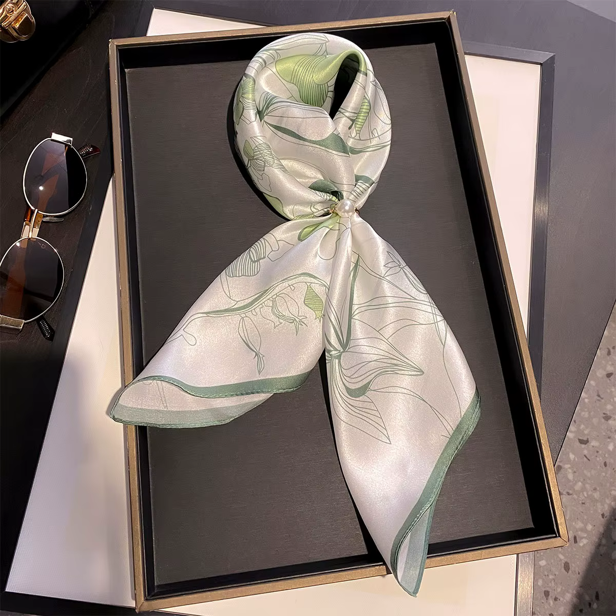 Foulard 100% Soie de Mûrier Véritable pour Femme