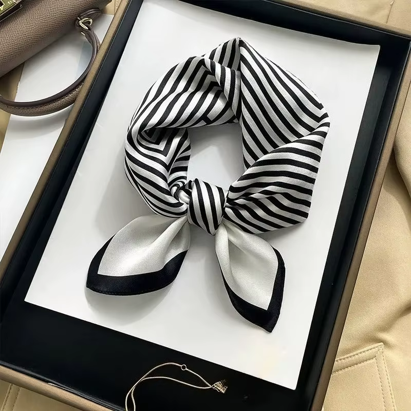 Femmes 100% foulard en soie de mûrier noir blanc rayé foulards carré