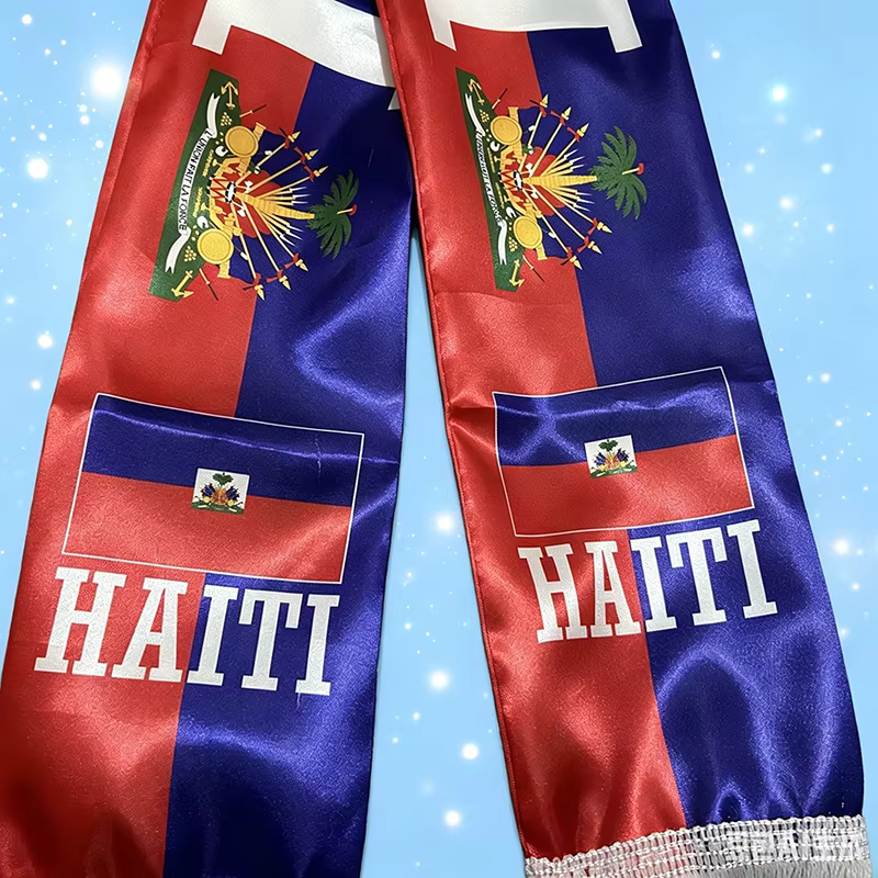 Écharpe Haïtienne 14x130cm – Écharpes à Pompons pour la Fête Nationale d'Haïti