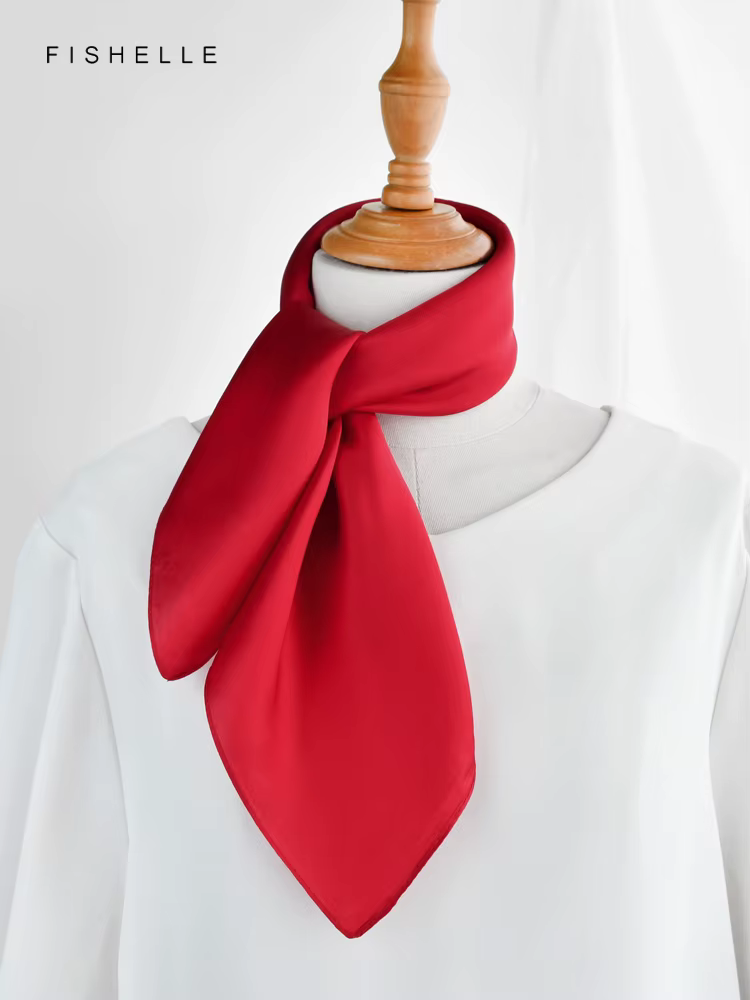 Rouge 100% foulard en soie naturelle petites femmes