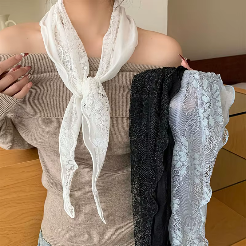 Écharpe triangulaire en dentelle patchwork pour femme