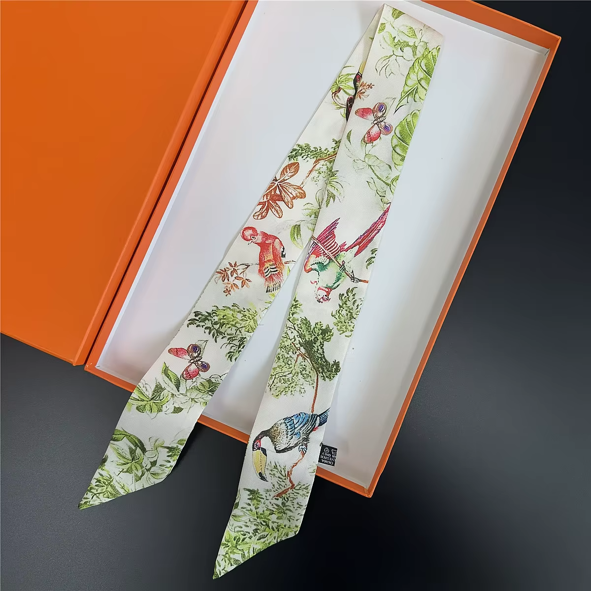 Nouvelle Collection 2026 : Foulard en Soie Twilly 90cm pour Femme – Rubans de Sac de Marque de Luxe