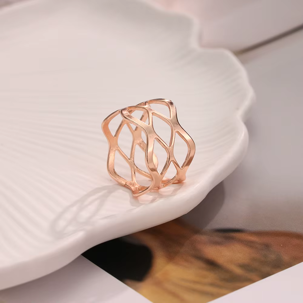 À la mode évider foulard en soie anneau conception géométrique alliage fermoir élégant polyvalent véritable