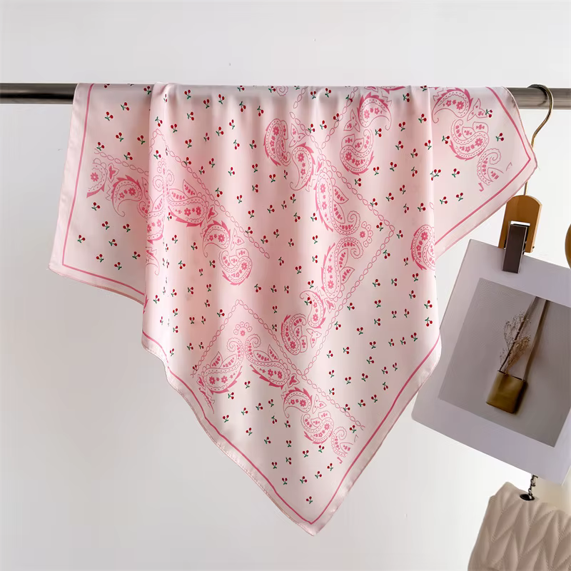 Foulard imprimé Paisley rose pour femmes
