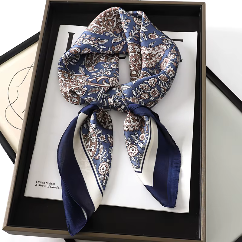 Foulard carré de luxe pour femmes, hijab, mouchoir, imprimé, bandana