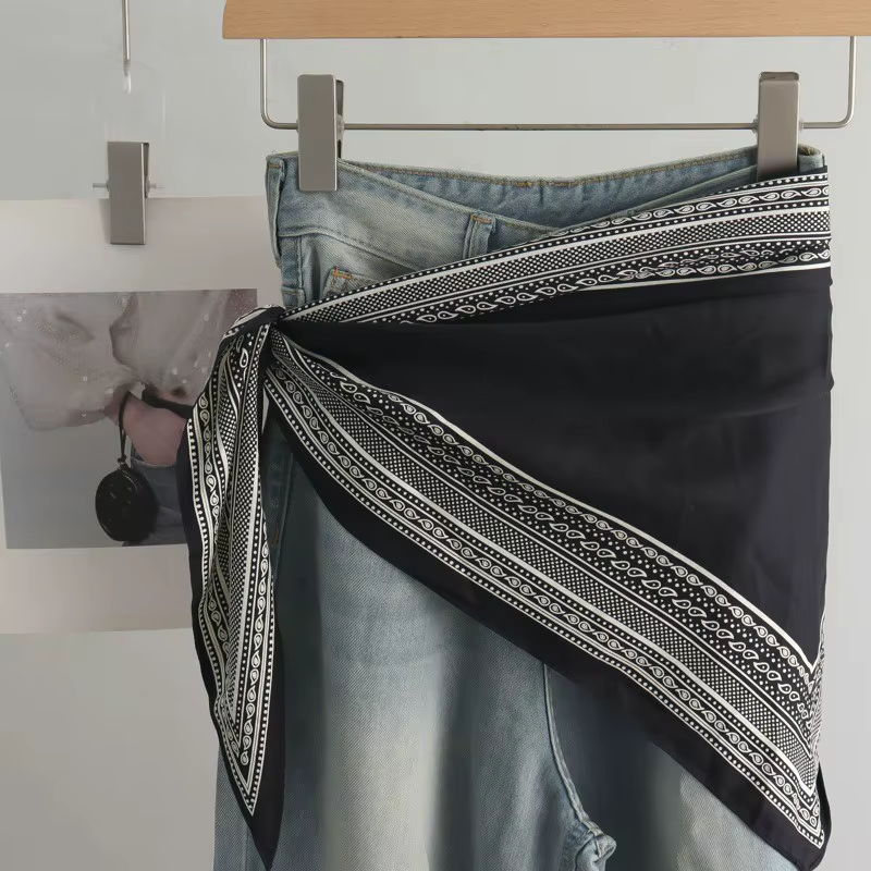Écharpe triangulaire en sergé Stackable Wear