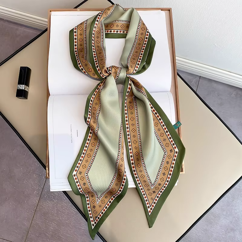 Nouveau Foulard Long en Soie de Luxe 2026 pour Femme