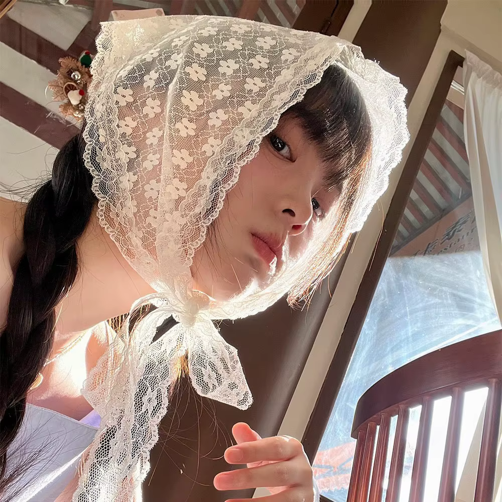 1 pièce Foulard triangulaire en dentelle blanc