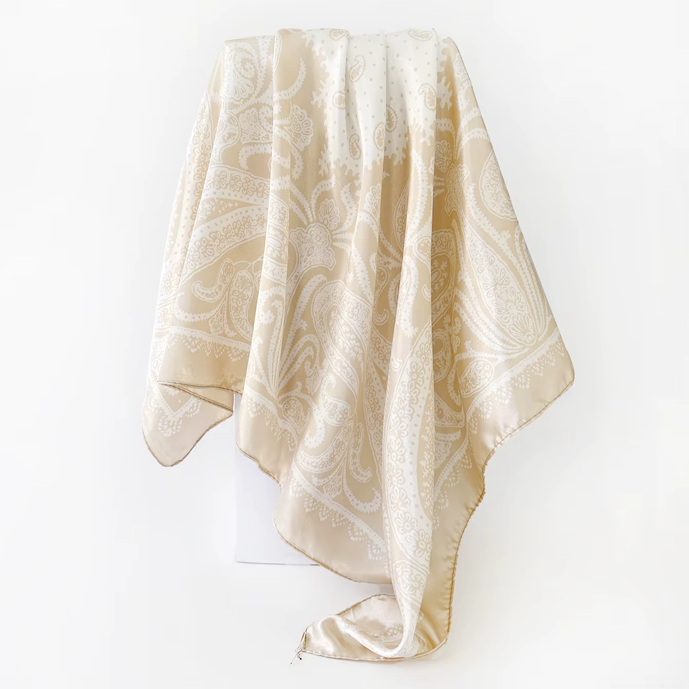 Foulard carré en soie de luxe pour femme 90 cm