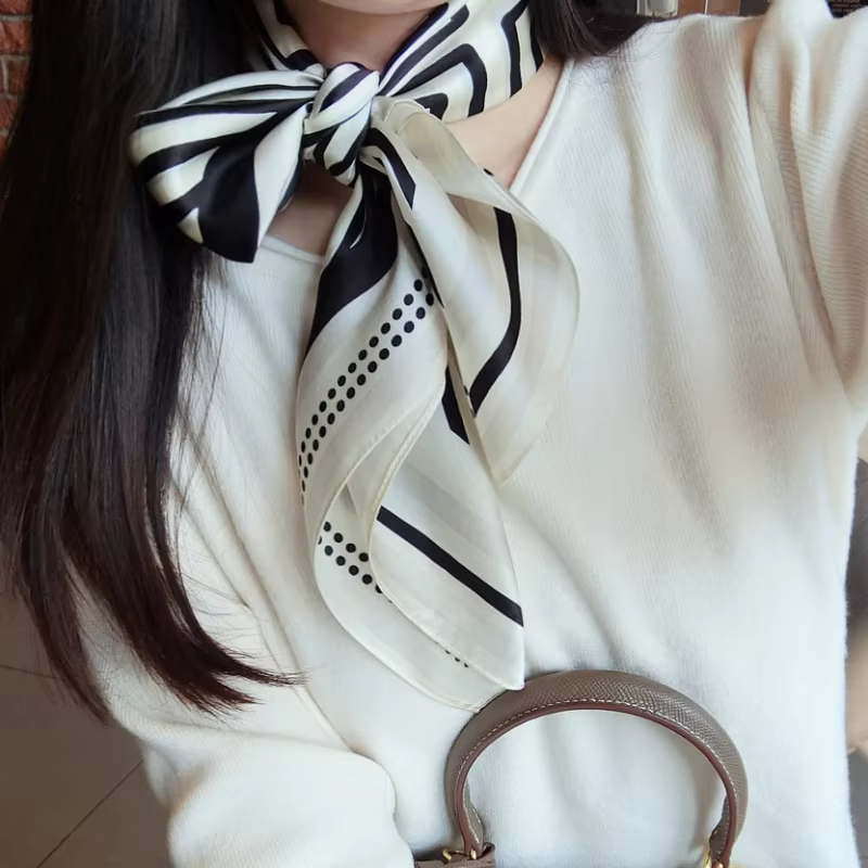 Foulard carré 100% soie véritable pour femmes